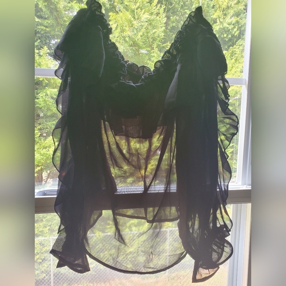 Live 4 Truth Off-Shoulder Ruffle Blouse - Picture 5 of 7